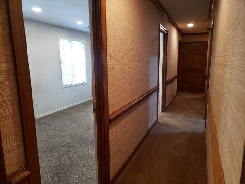 More Photos Of 411 Andrews Rd, Durham Office For Sale