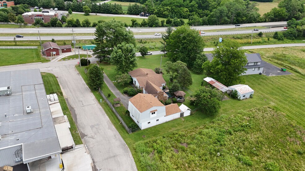 More Photos Of 4678 Duffy Rd, Floyds Knobs General Retail For Sale