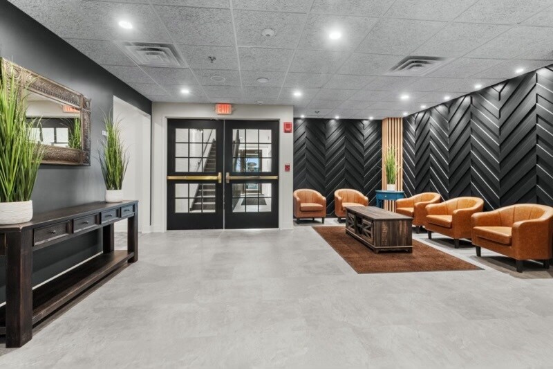 More Photos Of 555 S Perryville Rd, Rockford Office For Lease