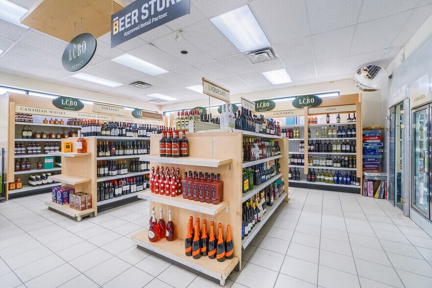 More Photos Of 937002 Airport Rd, Mulmur Convenience Store For Sale