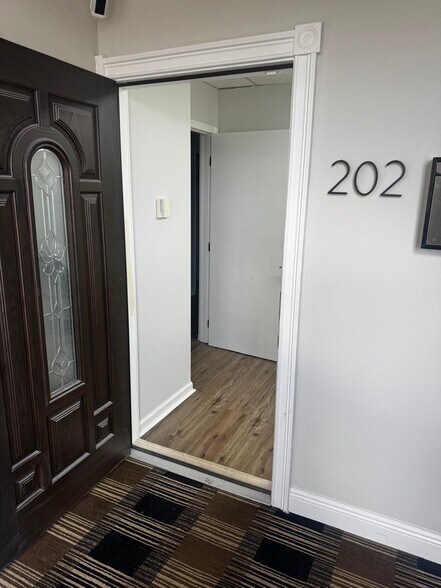 More Photos Of 9690 W Sample Rd, Coral Springs Medical For Lease