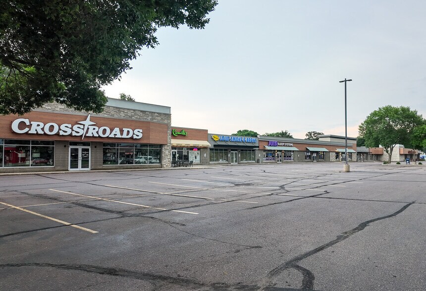 More Photos Of 1112 W 41st St, Sioux Falls Unknown For Lease