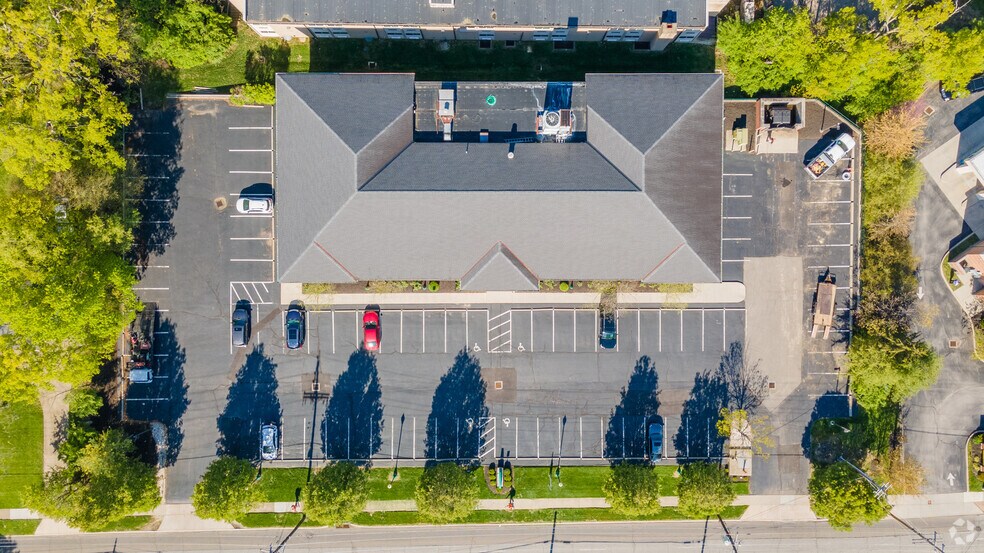 More Photos Of 6725 Miami Ave, Madeira Medical For Lease