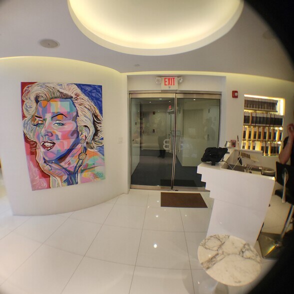 More Photos Of 380 Greenwich Ave, Greenwich Office For Lease