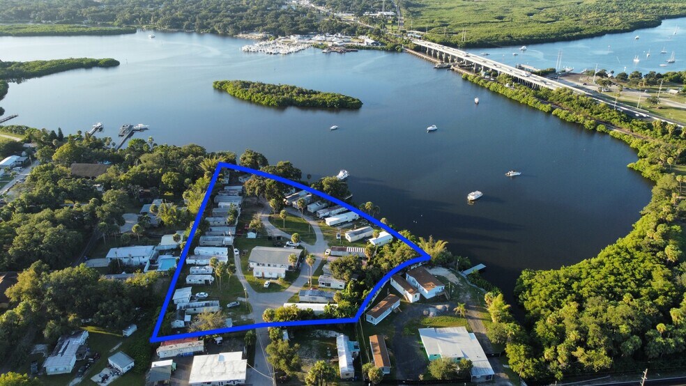 Primary Photo Of 6521 Riverview Dr, Riverview Manufactured Housing Mobile Home Park For Sale