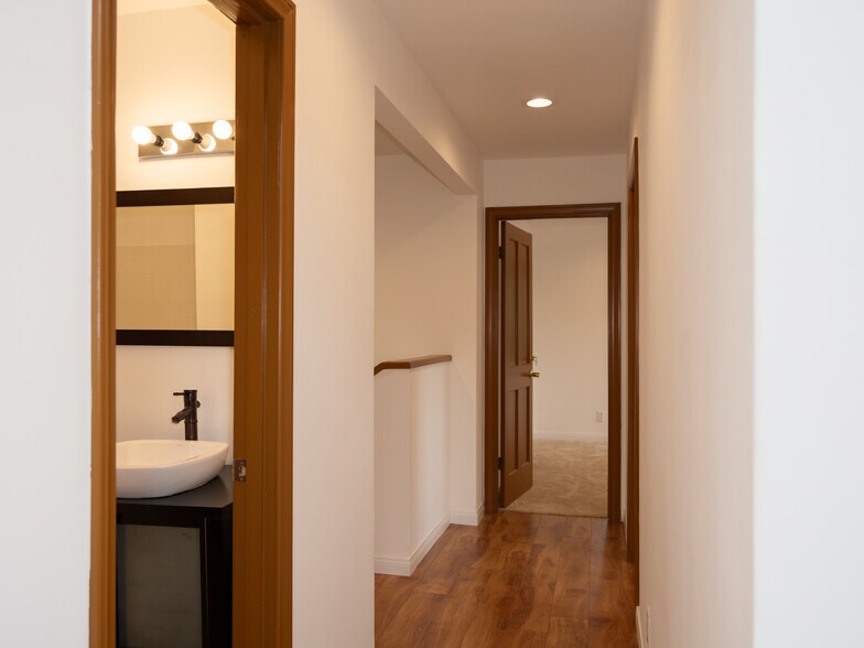 More Photos Of 1016 W Big Bear Blvd, Big Bear City Office Residential For Sale