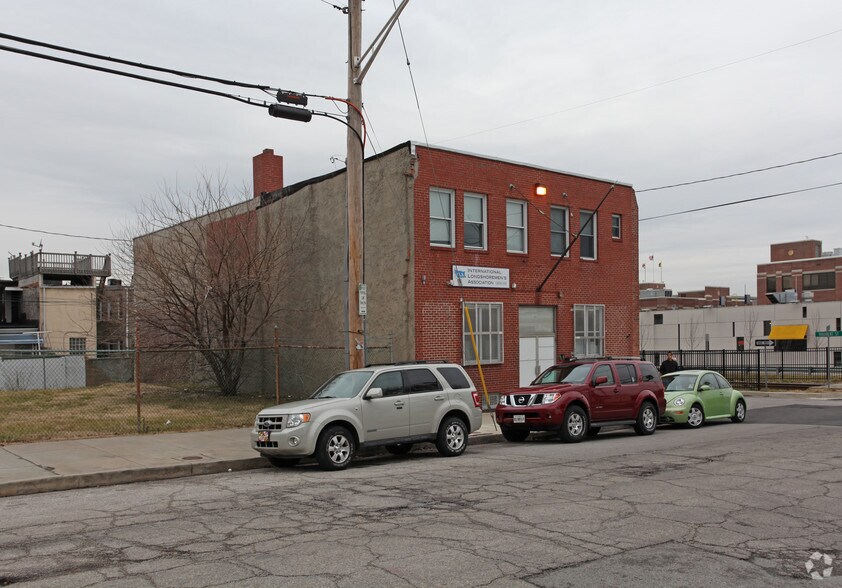 Primary Photo Of 1104 Hull St, Baltimore Freestanding For Sale