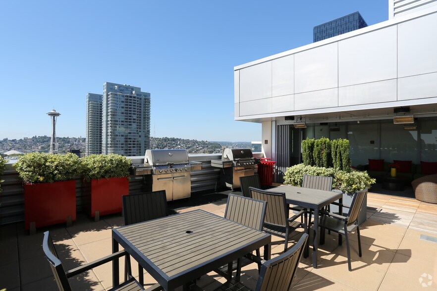 More Photos Of 2105 5th Ave, Seattle Apartments For Lease