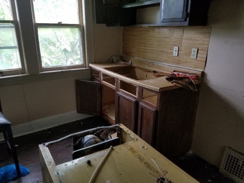 More Photos Of 3425 E 128th St, Cleveland Apartments For Sale