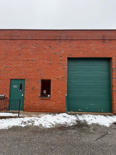 More Photos Of 77 W Baltimore Pike, Media Flex For Lease