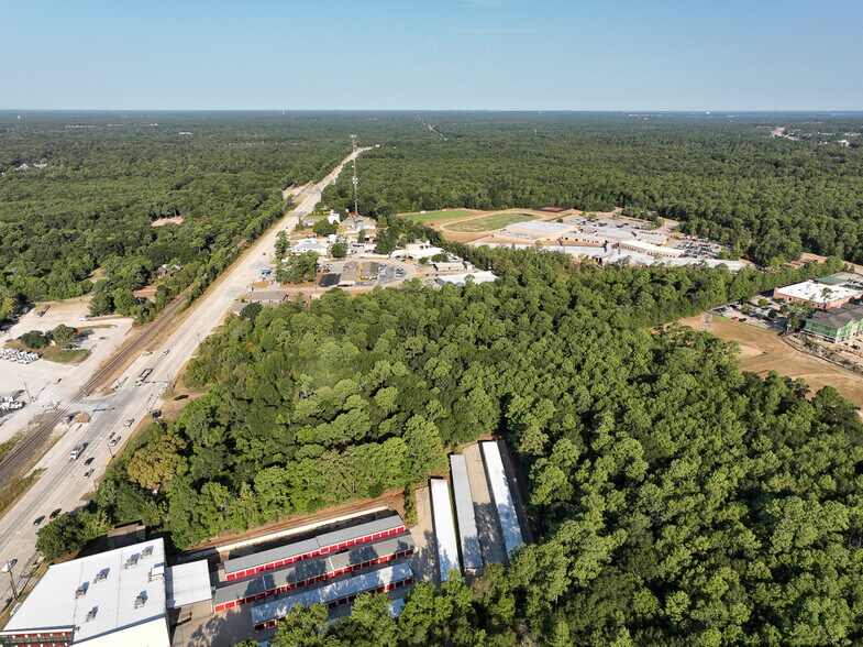 More Photos Of FM 2854 @ Commercial Circle, Conroe Land For Sale