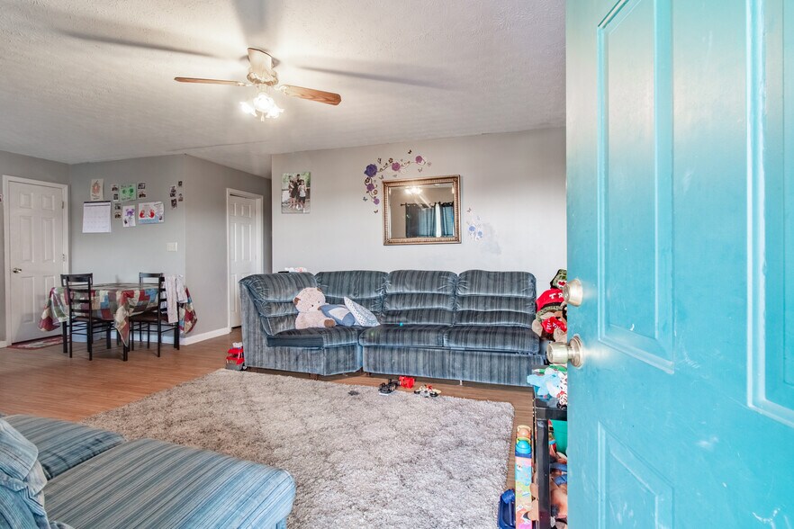 More Photos Of 825 Old Morgantown Rd, Bowling Green Apartments For Sale