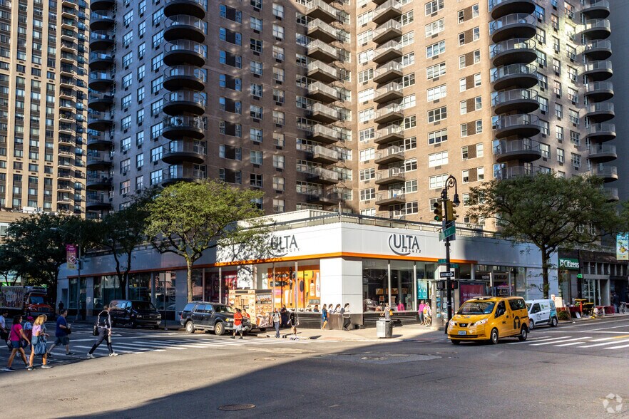 More Photos Of 1518-1528 Third Ave, New York Multifamily For Sale