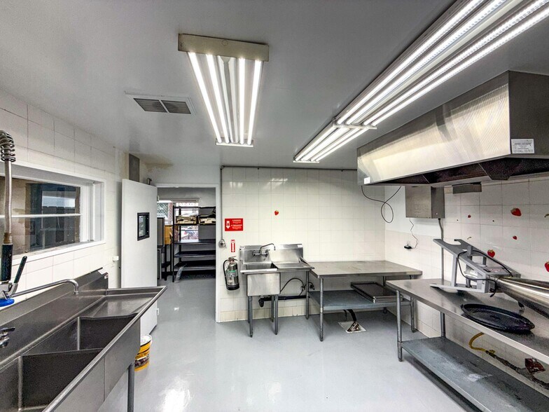 More Photos Of 132-144 S Orange Ave, El Cajon Food Processing For Lease
