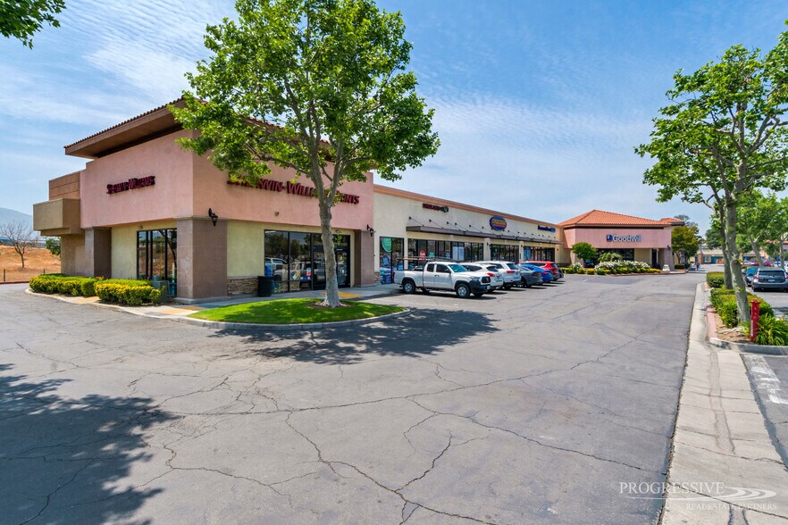 More Photos Of 16755-16873 Valley Blvd, Fontana Unknown For Lease