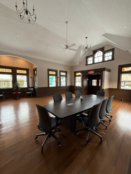 More Photos Of 475 College Hwy, Southwick Office For Sale