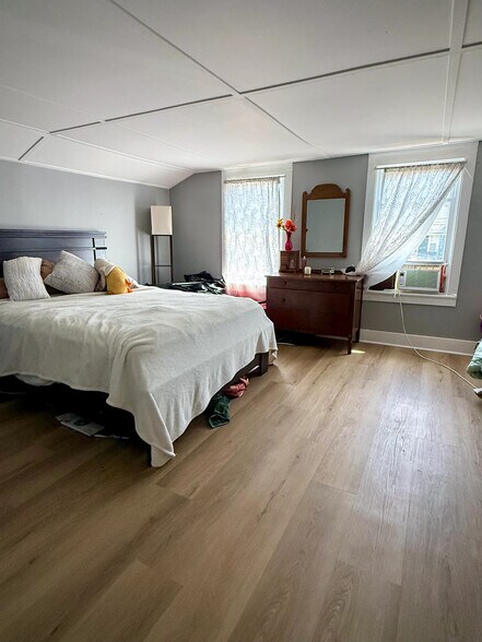 More Photos Of 361-369 Broad St, Waverly Apartments For Sale
