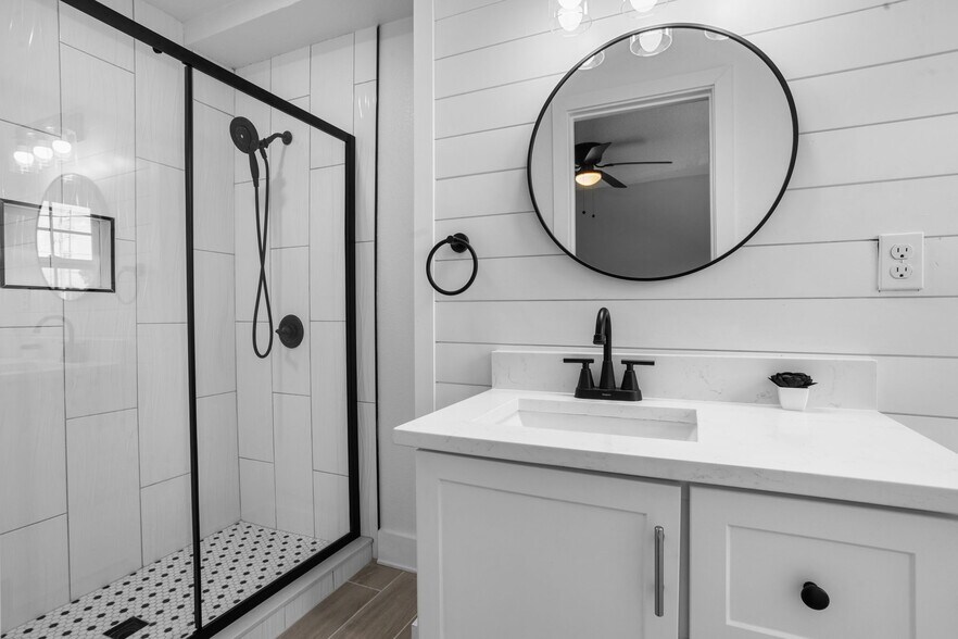 More Photos Of 209 N 14th St, Leesburg Office Residential For Sale