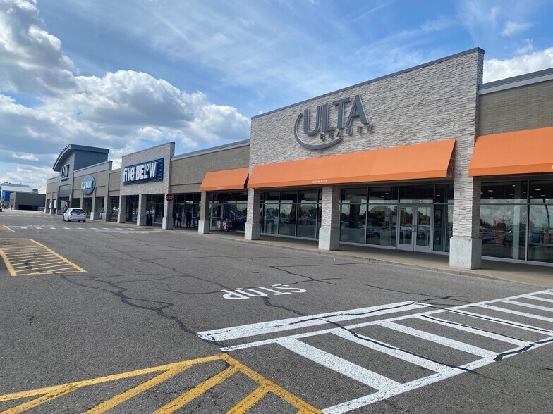 More Photos Of 8301-8399 E 12 Mile Rd, Warren Unknown For Lease