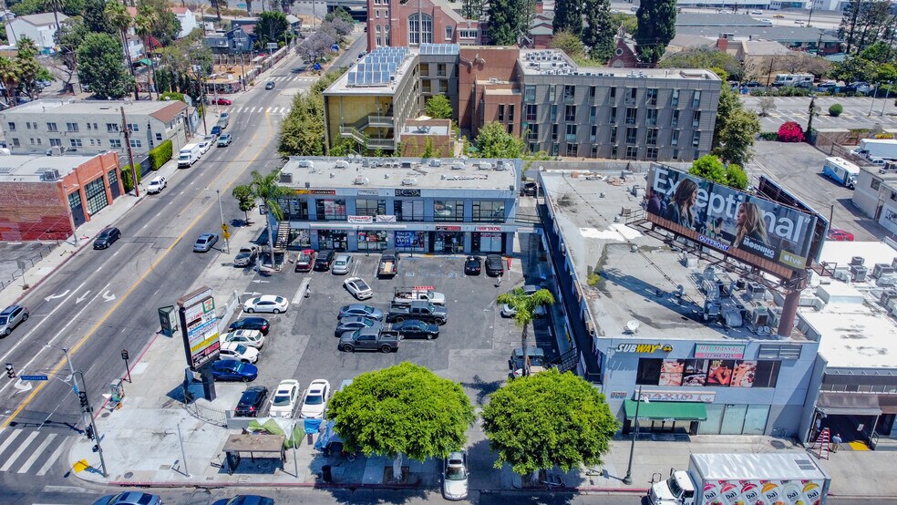 More Photos Of 6051 Hollywood Blvd, Los Angeles Storefront For Lease