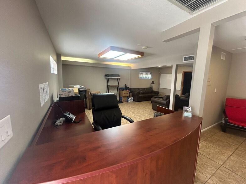 More Photos Of 520 E Southern Ave, Tempe Office For Sale