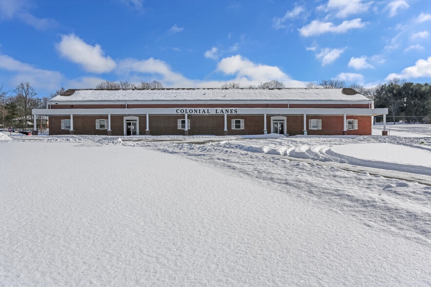 Primary Photo Of 3210 Wilmington Rd, New Castle Bowling Alley For Sale