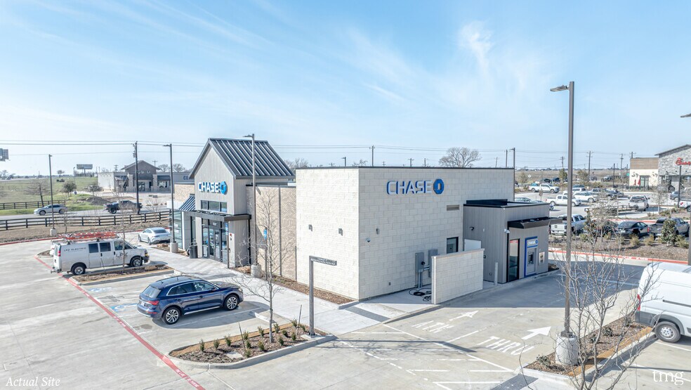 More Photos Of 1055 Market Way Rd, Argyle Freestanding For Sale