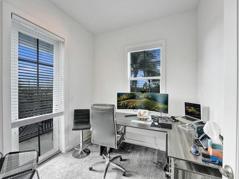 More Photos Of 955 NW 17th Ave, Delray Beach Office For Lease