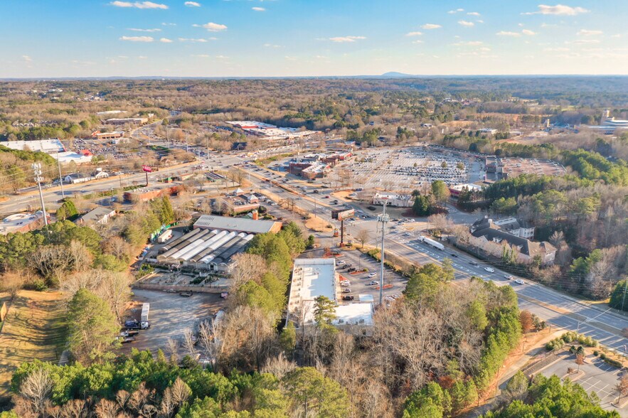 More Photos Of 5725 State Bridge Rd, Johns Creek Freestanding For Lease