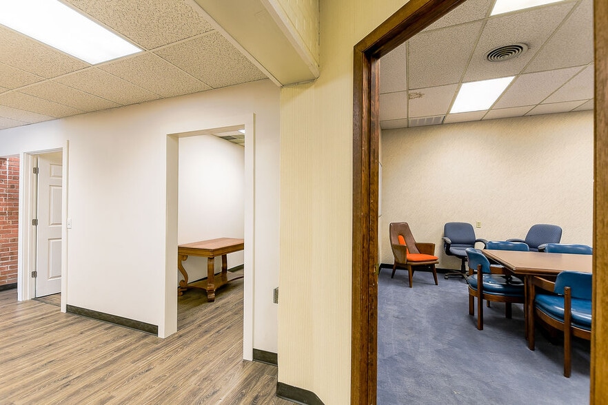 More Photos Of 424 S Main St, Troy Bank For Sale