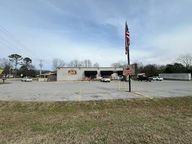 More Photos Of 2121 Batesville Blvd, Southside Restaurant For Sale