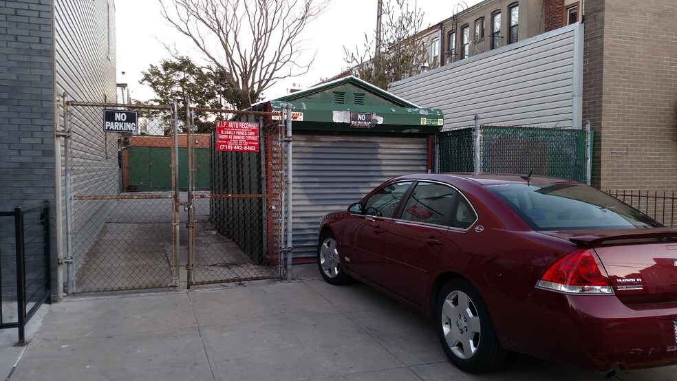 Primary Photo Of 1864 Gates Ave, Ridgewood Land For Sale