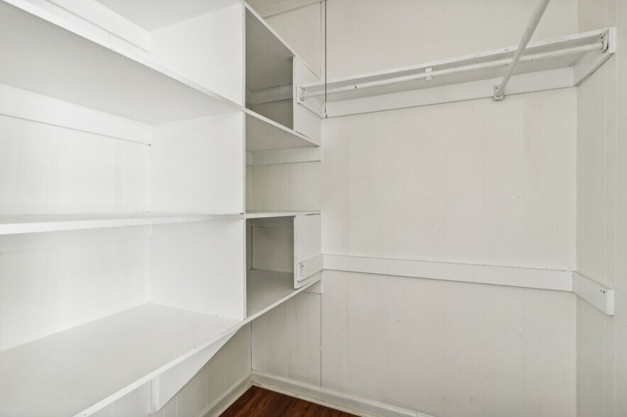 More Photos Of 7735 Mocking Bird Ln, San Antonio Lodge Meeting Hall For Sale