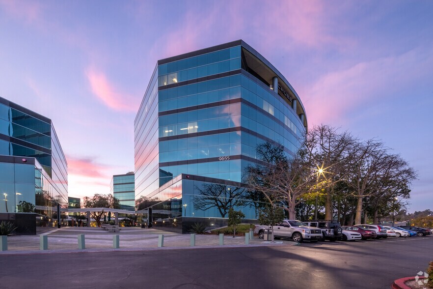 More Photos Of 9655 Granite Ridge Dr, San Diego Coworking Space