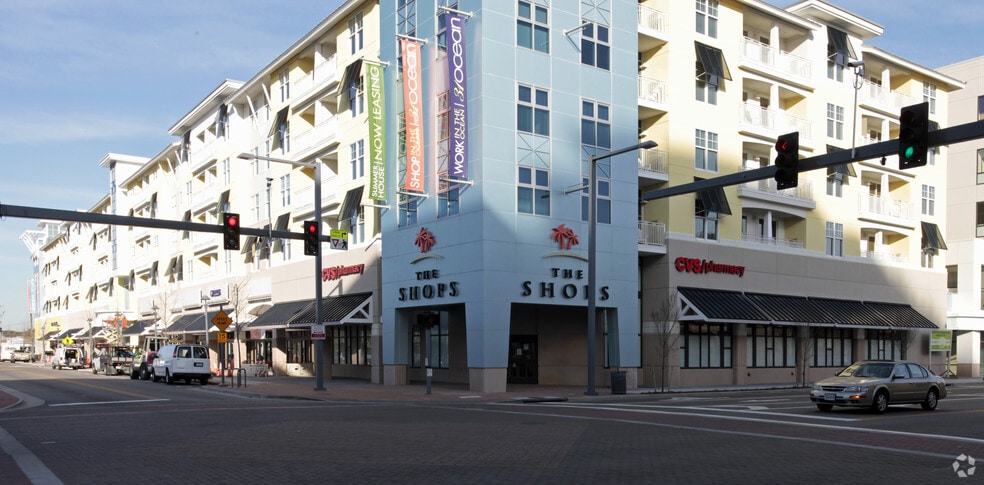 More Photos Of 332 Laskin Rd, Virginia Beach Apartments For Lease