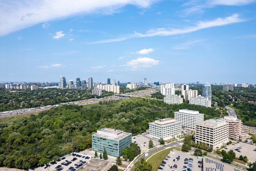 More Photos Of 180 Duncan Mill Rd, Toronto Office For Lease