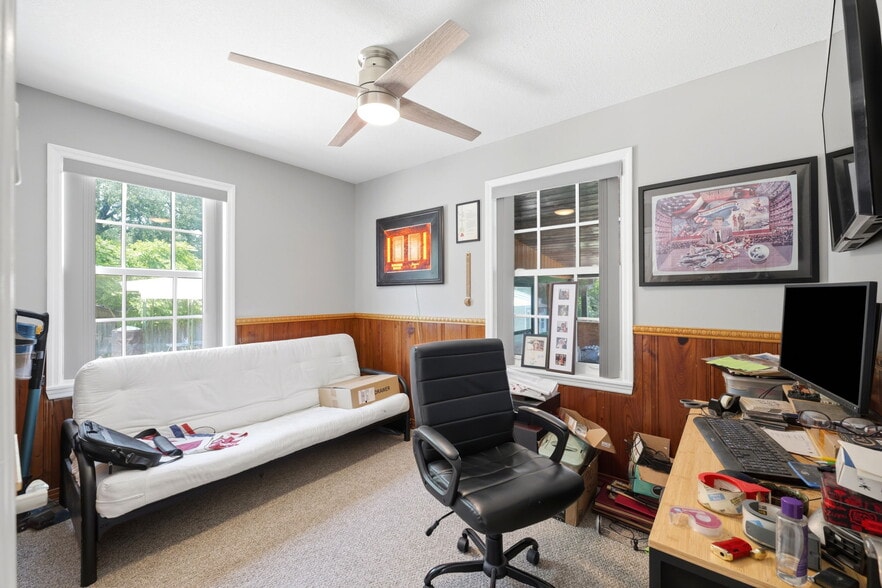 More Photos Of 8744 Gall Blvd, Zephyrhills Hotel For Sale