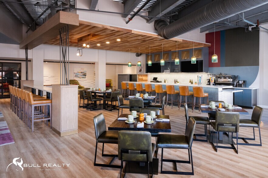 More Photos Of 1508 Texas Ave S, College Station Hotel For Sale