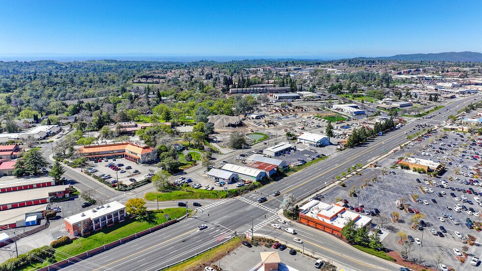 More Photos Of 11879 Kemper Rd, Auburn Office For Sale
