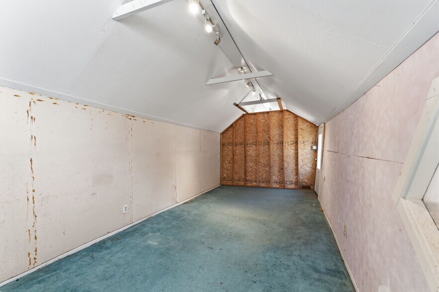 More Photos Of 499-503 Magnolia Ave, Larkspur Storefront Retail Residential For Sale