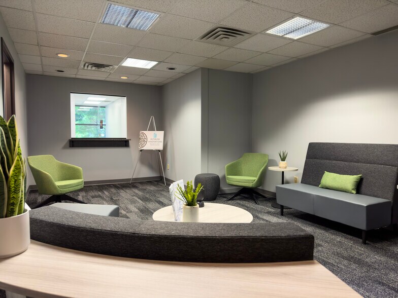 More Photos Of 4820 W Taft Rd, Liverpool Medical For Lease