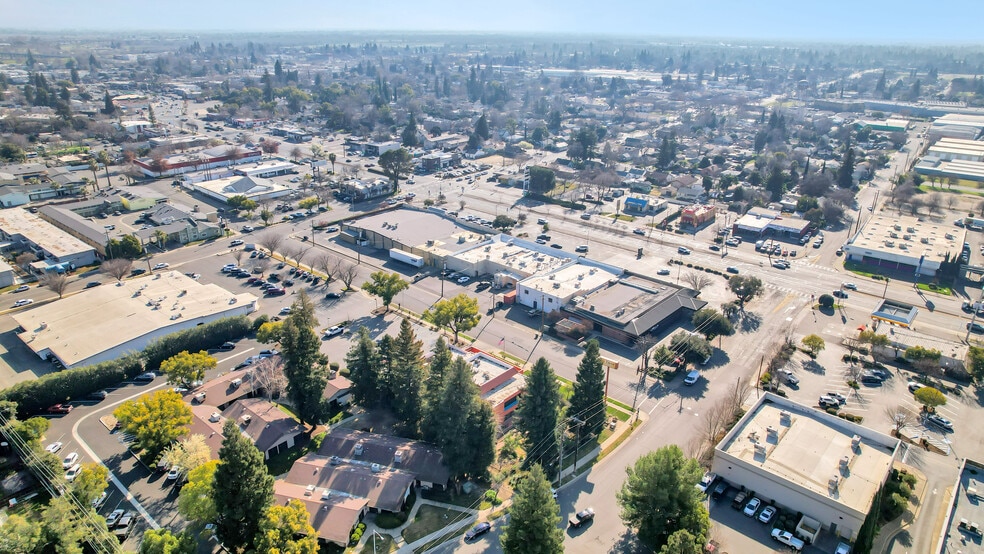 More Photos Of 1005 Stafford Way, Yuba City Restaurant For Sale