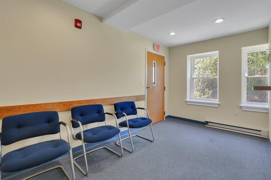 More Photos Of 8 Independence Dr, Marlborough Medical For Sale
