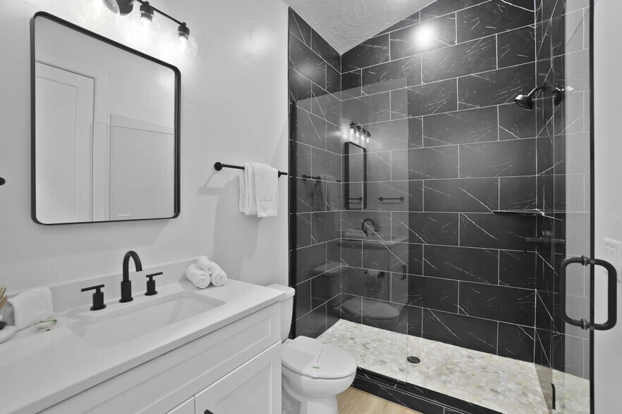 More Photos Of 4346 W Canterbury Rd, Hurricane Multifamily For Sale