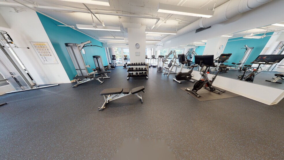 More Photos Of 400 Virginia Ave SW, Washington Office For Lease