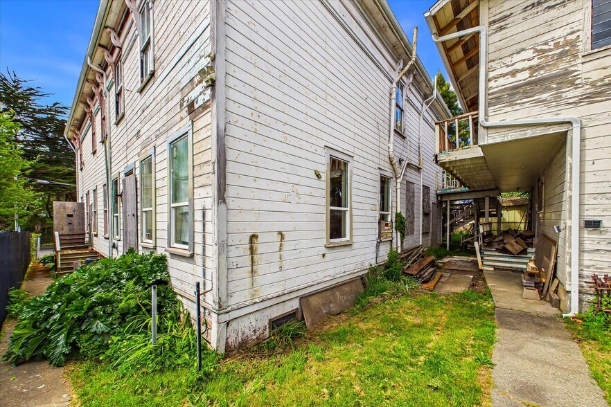 More Photos Of 1625 G St, Eureka Multifamily For Sale
