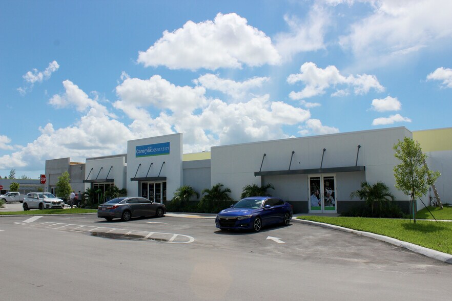 More Photos Of 27455 S Dixie Hwy, Homestead Storefront For Sale