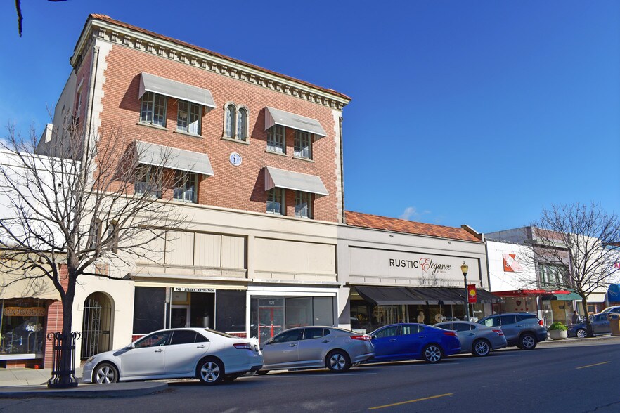 Primary Photo Of 421-423 D St, Marysville Storefront Retail Residential For Sale