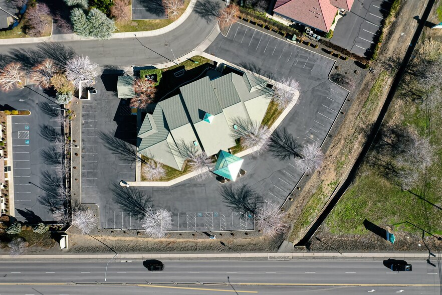 More Photos Of 3999 Englewood Ave, Yakima Office For Lease