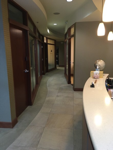 More Photos Of 15 1st St SE, Rochester Hotel For Lease